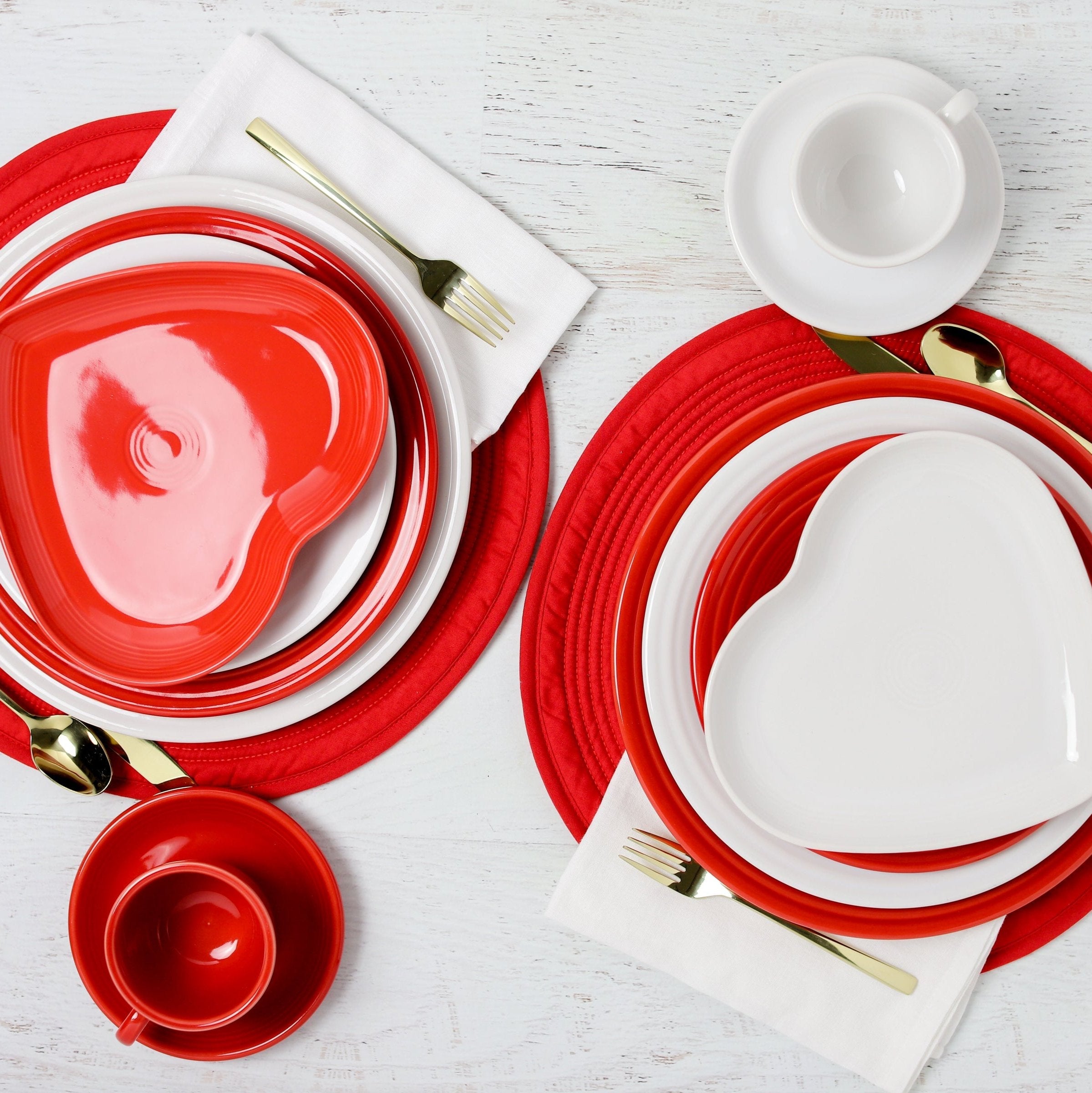 Fiesta Colorful Dinnerware - Retired Fiesta 9 Inch Heart Shaped Plate - Image 4